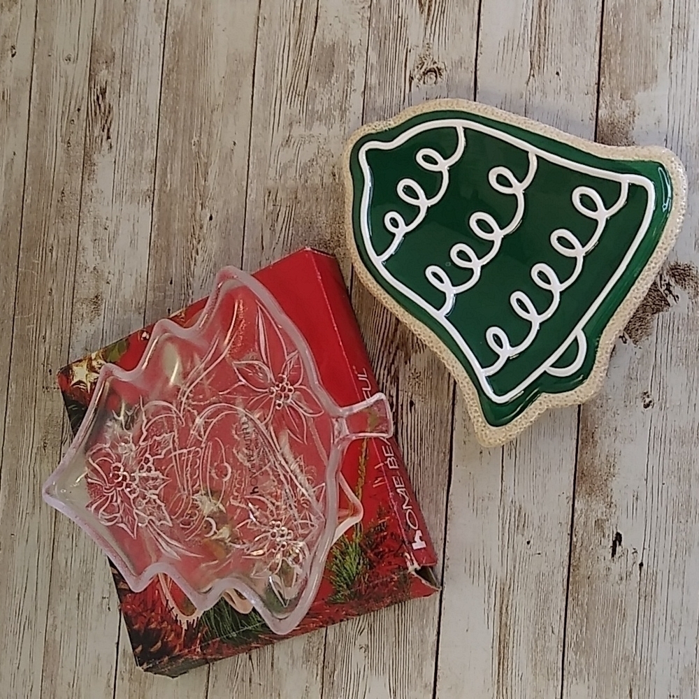 Two Christmas tree tray server 7.5 in